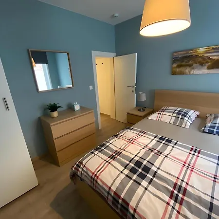 アパート 1 Slaapkamer Logie Met Extra Zetelbed In Leefruimte ミデルケルケ